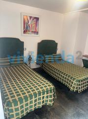 Chalet  Alejandro villegas. Chalet adosado en canillas, 176 m2, 8 dormitorios, 7 baxf1os, 94