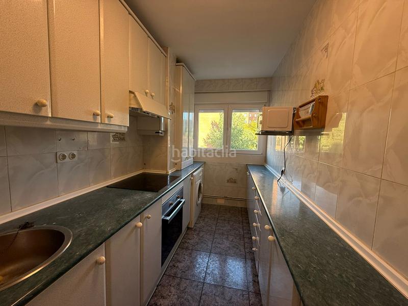 Foto 1c7c92e1-d997-40ac-b423-c320094101a7. Miete etagenwohnung mit heizung in Las Águilas Madrid