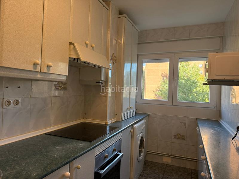 Foto c738df97-446c-4de1-bc82-8644b31ad6b4. Rent flat with heating in Las Águilas Madrid