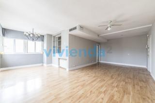 Affitto Appartamento  Francisco suarez. Piso en nueva espaxf1a, 100 m2, 3 dormitorios, 2 baxf1os, 2.800