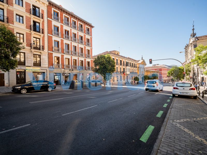 Foto d7ea04d4-1884-4488-941b-be4a9a215b8f. Pis amb calefacció a Universidad-Malasaña Madrid