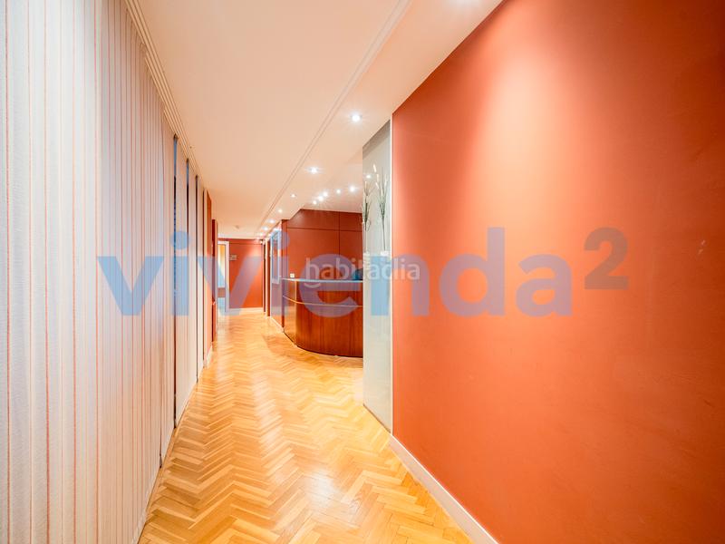 Foto 11533026-4566-4e6f-be91-f1ed9cd26a36. Office space with heating in Ríos Rosas-Nuevos Ministerios Madrid