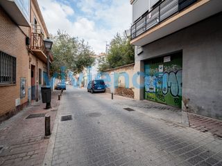 Pis  Calle de  tomas garcia. Piso en san diego, 43 m2, 3 dormitorios, 1 baxf1os, 232.000 euro