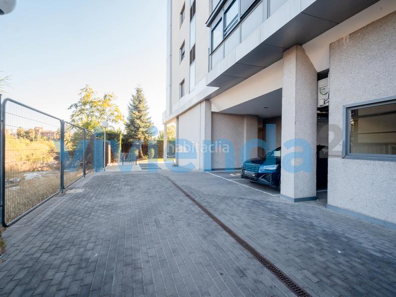Foto c357218d-0b0a-4b1e-a58e-821df9441854. Appartamento con riscaldamento parcheggio piscina in Madrid