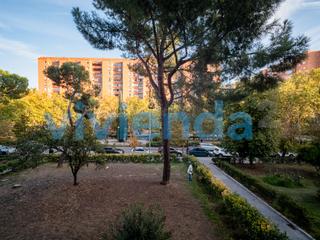 Appartement  Avenida de pablo neruda. Piso en portazgo, 61 m2, 3 dormitorios, 1 baxf1os, 277.500 euros