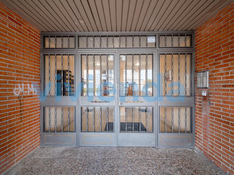 Foto 15253e8e-a2ae-48eb-876c-aabecfc8942e. Etagenwohnung mit heizung parking in Apóstol Santiago Madrid