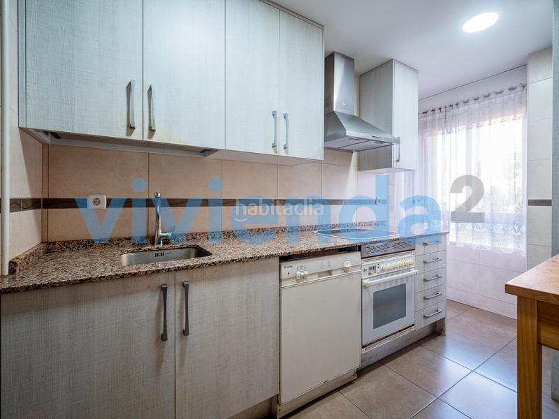 Foto 2cd3f031-1977-40e9-bfe7-68471371fbbd. Etagenwohnung mit heizung parking in Apóstol Santiago Madrid