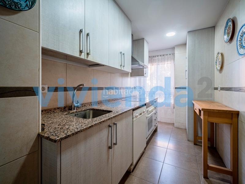 Foto 8e384e45-8efa-48b0-96d0-14e7bdd41240. Etagenwohnung mit heizung parking in Apóstol Santiago Madrid