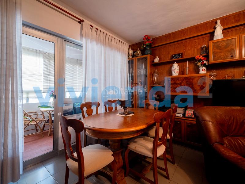 Foto b22042f3-404d-4962-9270-0ec72c9bb427. Etagenwohnung mit heizung parking in Apóstol Santiago Madrid