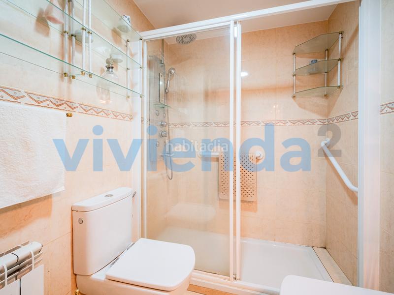 Foto d9279b1e-27e0-40cb-a859-7d9dc2f3808d. Etagenwohnung mit heizung parking in Apóstol Santiago Madrid