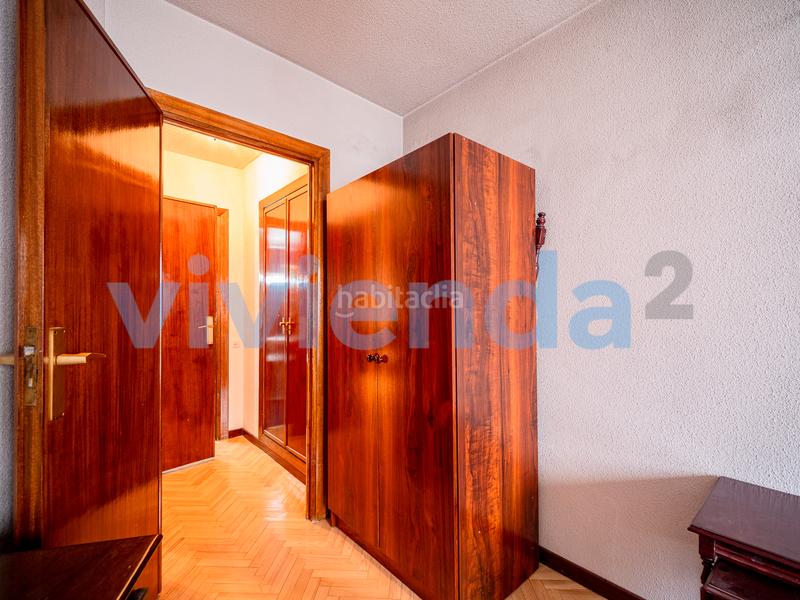 Foto 77c720a0-f7c6-4ba1-a106-a4a8b347cf9f. Etagenwohnung mit heizung in El Viso Madrid