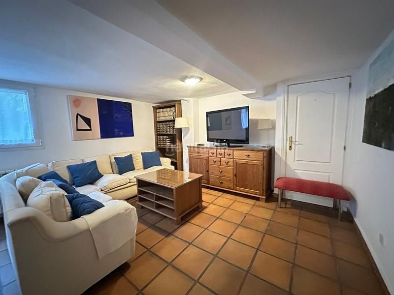 Foto bb5c508f-3b9b-4536-8c1a-5edae13996bc. Rent flat with heating in Peñagrande Madrid