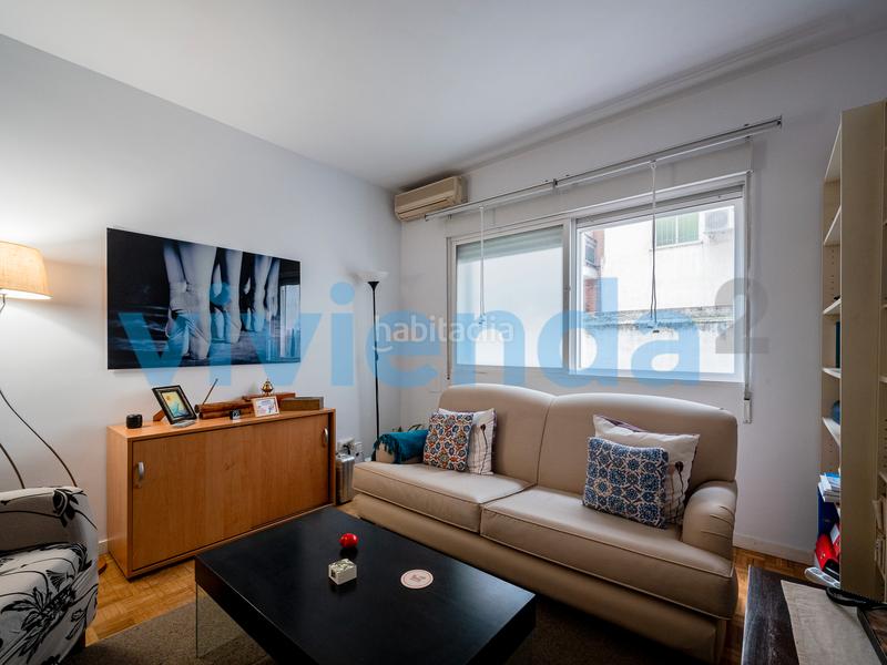 Foto 94886f66-1e10-49a8-aef1-5b97c115f04f. Business premise with heating in Prosperidad Madrid