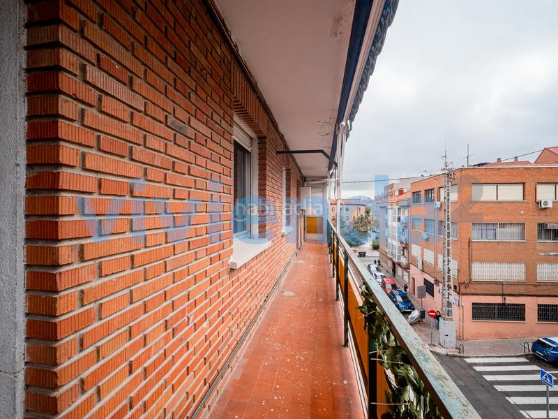 Foto 0bcbba8e-5462-4229-8add-a27d39744fa6. Pis amb calefacció a San Isidro Madrid