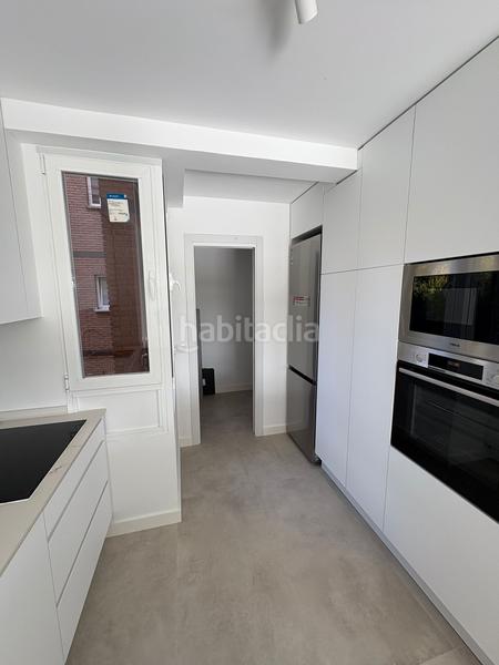 Foto 663f7629-2cf3-4171-8311-6218526df0ff. Miete etagenwohnung mit heizung in Alameda de Osuna Madrid