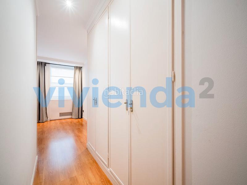 Foto d770ec3e-ec25-4275-a350-e19b1f79fe42. Pis amb calefacció a Argüelles Madrid