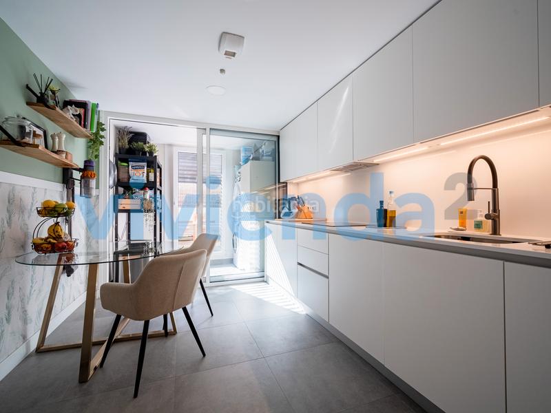 Foto 42b20fc9-b068-4279-9f67-1dd8661da066. Flat with heating parking pool in Sanchinarro Madrid