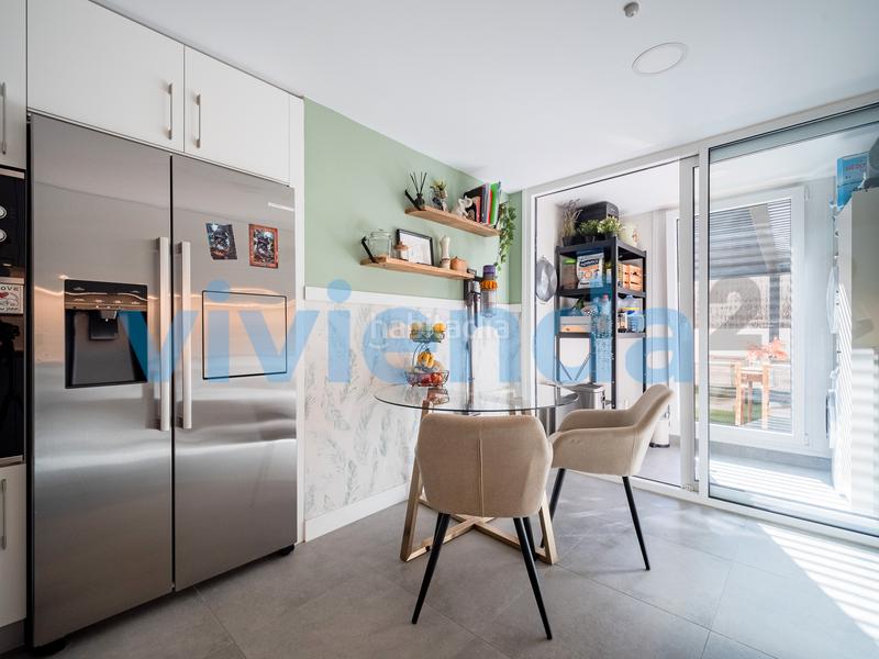 Foto a205ae12-ab43-4eec-a007-f67c80420987. Flat with heating parking pool in Sanchinarro Madrid