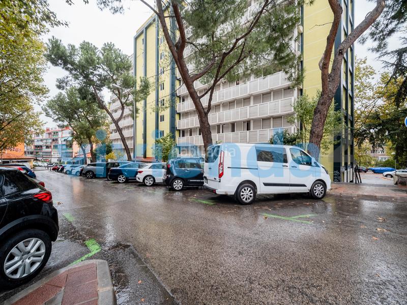 Foto 61b28bd5-0179-4d57-b641-5d97ed1d9eb9. Appartamento con riscaldamento in Valdezarza Madrid