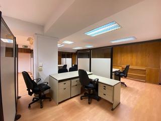 Ufficio in CALLE MODESTO LAFUENTE