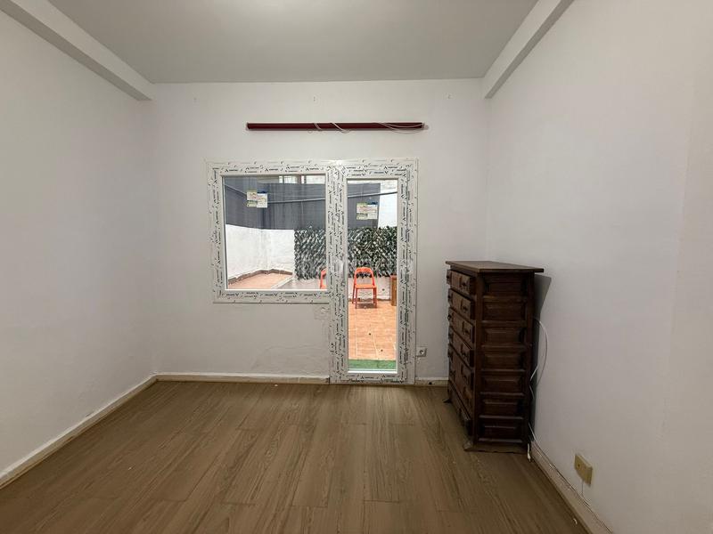 Foto d95317e6-dd49-4f7c-a447-c9a4213657a3. Location appartement dans Cortes-Huertas Madrid