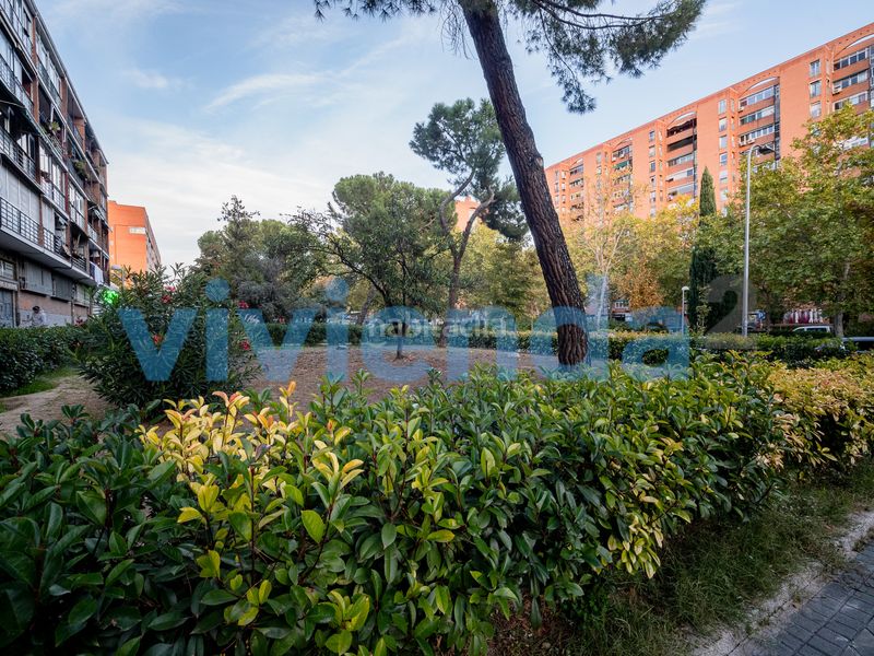 Foto 2f89ebca-d58b-4a87-a374-24ff4ef6ba07. Pis amb calefacció a Portazgo Madrid