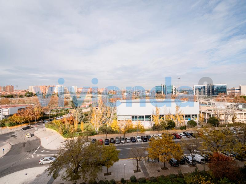 Foto 3fd11c6e-f2f8-4fab-a1dd-dc83119010f1. Pis amb calefacció aparcament piscina a Palomeras Sureste Madrid