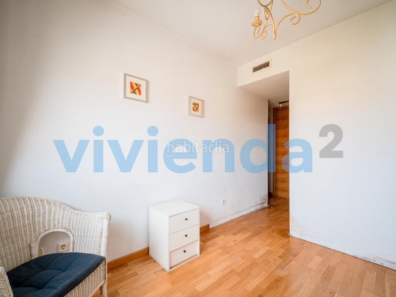 Foto a8836c50-a644-4a06-a33a-e5dbeca169ad. Pis amb calefacció aparcament piscina a Palomeras Sureste Madrid