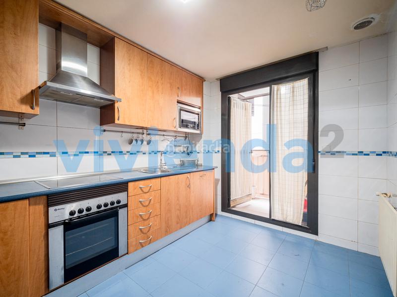 Foto fd5fae5e-0a8e-4873-bb7d-060183ef923e. Pis amb calefacció aparcament piscina a Palomeras Sureste Madrid