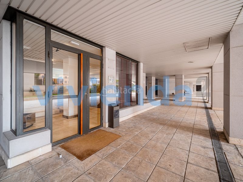 Foto 12304d0c-e9ec-42d4-808a-d39dca898086. Pis amb calefacció aparcament piscina a Palomeras Sureste Madrid