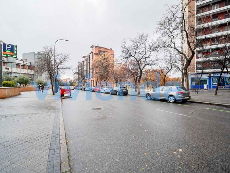Foto 5a6c4265-3f36-4b01-8a7b-17d88ab9e40f. Aparcament cotxe a Concepción Madrid