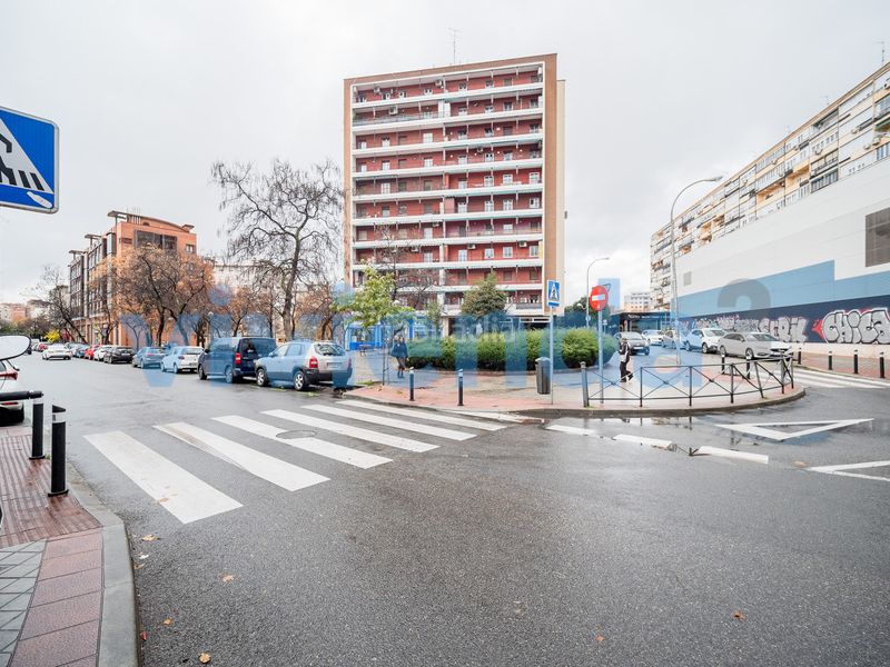 Foto edb633e6-f793-4cf3-8216-c911bfdee596. Aparcament cotxe a Concepción Madrid
