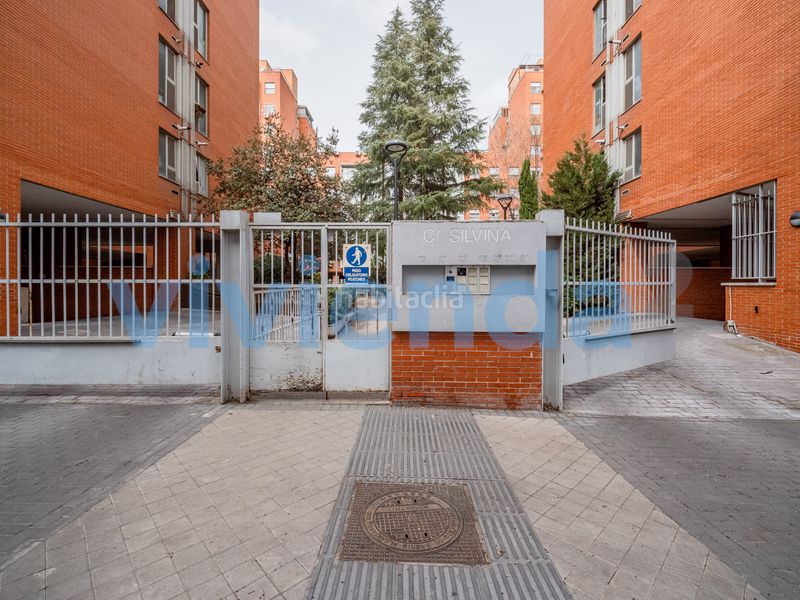Piso en orcasur, 108 m2, 3 dormitorios, 2 baxf1os, 439.000 euros en Madrid - Imagen 11