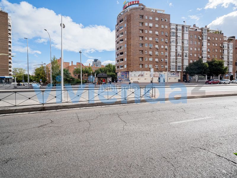 Foto e70b0e28-f03d-4d3c-b449-c1b285fcf67d. Pis amb calefacció a Almendrales Madrid