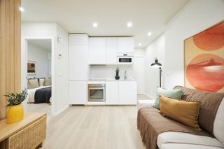 Rent Flat  Paseo de la chopera. Piso en chopera, 70 m2, 3 dormitorios, 1 baxf1os, 1.695 euros