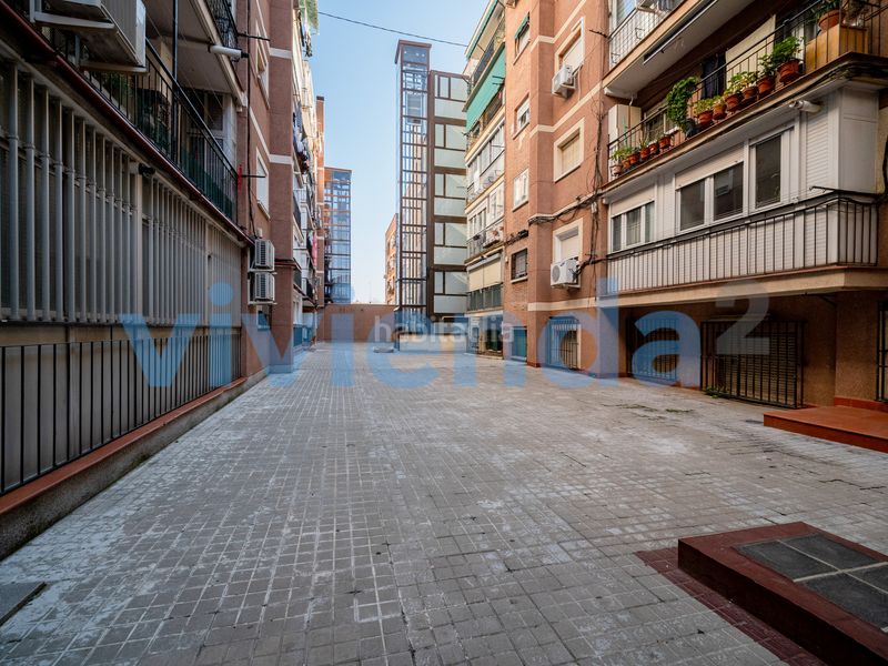 Foto d63cb5d2-a6c1-424d-b52c-af36640a0867. Pis amb calefacció a Ventas Madrid