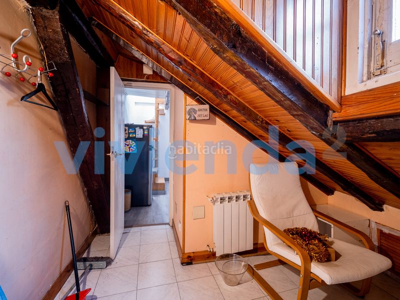 Foto 7d890e1d-ea2c-4cc4-974c-945a22567de3. Pis amb calefacció a Sol Madrid