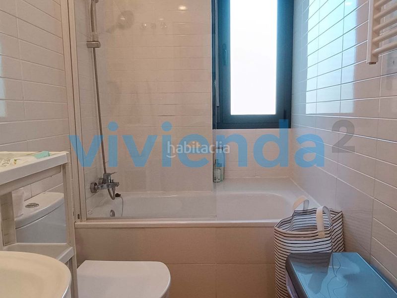 Foto fcf0a584-7bfb-42a0-a2da-b01a4ce29ff6. Pis amb calefacció aparcament a Guindalera Madrid