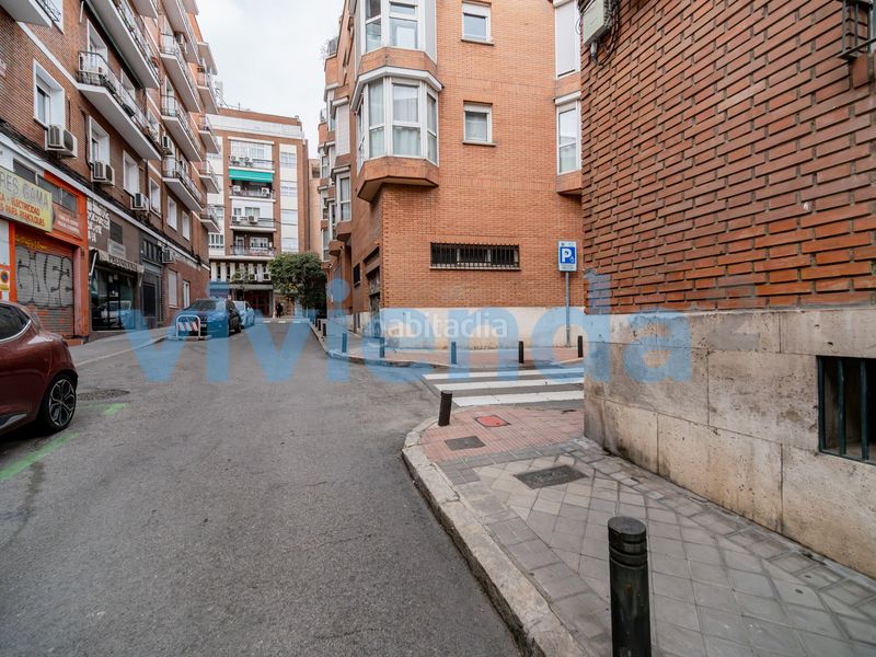 Foto d69ff216-ef6e-45fc-8c05-80a767d4f6b0. Pis amb calefacció aparcament a Prosperidad Madrid