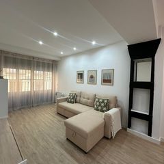 Lloguer Pis  Calle de la unión. Piso en palacio, 80 m2, 2 dormitorios, 2 baxf1os, 1.875 euros