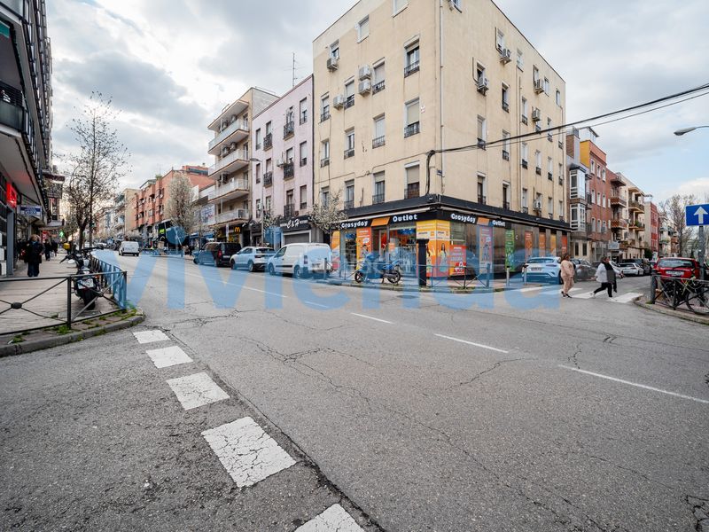 Foto b8647b3c-2138-463a-9eab-44c883fba652. Pis a Almendrales Madrid