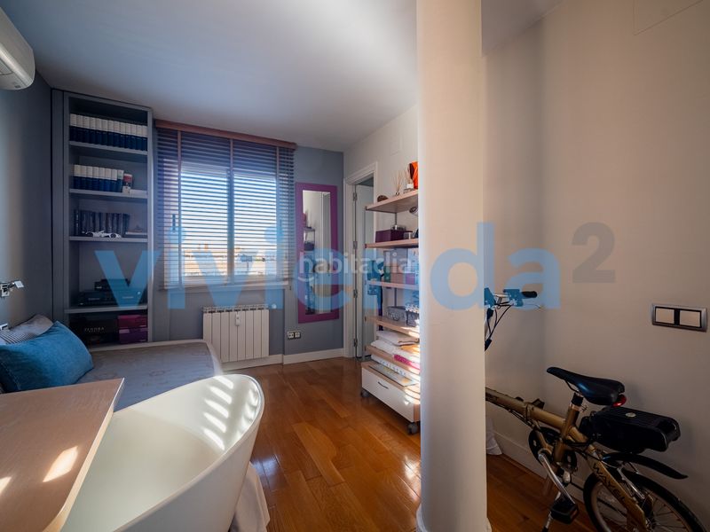 Foto 2048c829-3ebd-4143-a132-3013e4ca111c. Pis amb calefacció aparcament piscina a Nueva España Madrid