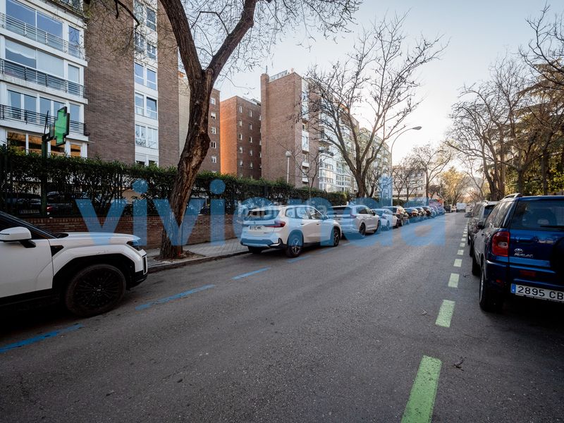Foto b2e6e5eb-eead-442e-bfd7-072a5fcac02c. Pis amb calefacció aparcament piscina a Nueva España Madrid
