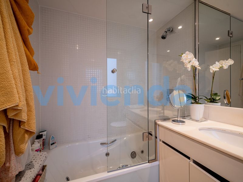 Foto eef81114-9555-4c7c-9d44-c325c8c47d6a. Pis amb calefacció aparcament piscina a Nueva España Madrid