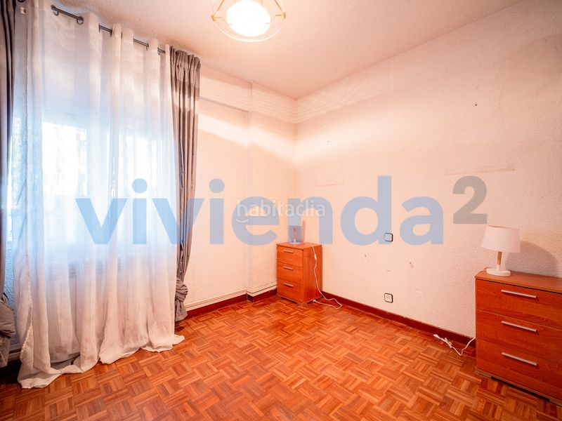 Foto 073bdf45-0aba-43d5-867e-9ea5ab132ab3. Pis amb calefacció a Apóstol Santiago Madrid