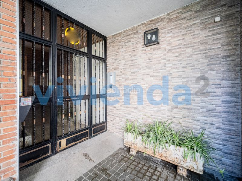 Foto 0be3ab2c-418a-4a6c-8689-264e9137e6fe. Pis amb calefacció a Apóstol Santiago Madrid