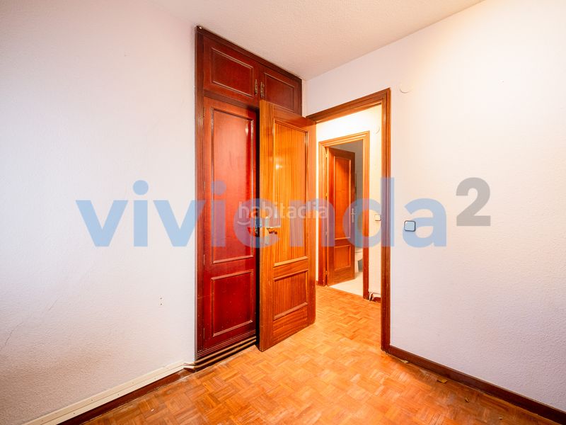 Foto 3c7054b9-3054-4264-ad89-1405456af907. Pis amb calefacció a Apóstol Santiago Madrid