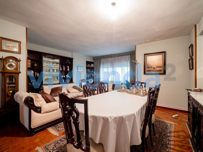 Foto 5e384256-410f-4f2b-8887-b304a0eb3c91. Pis amb calefacció a Apóstol Santiago Madrid