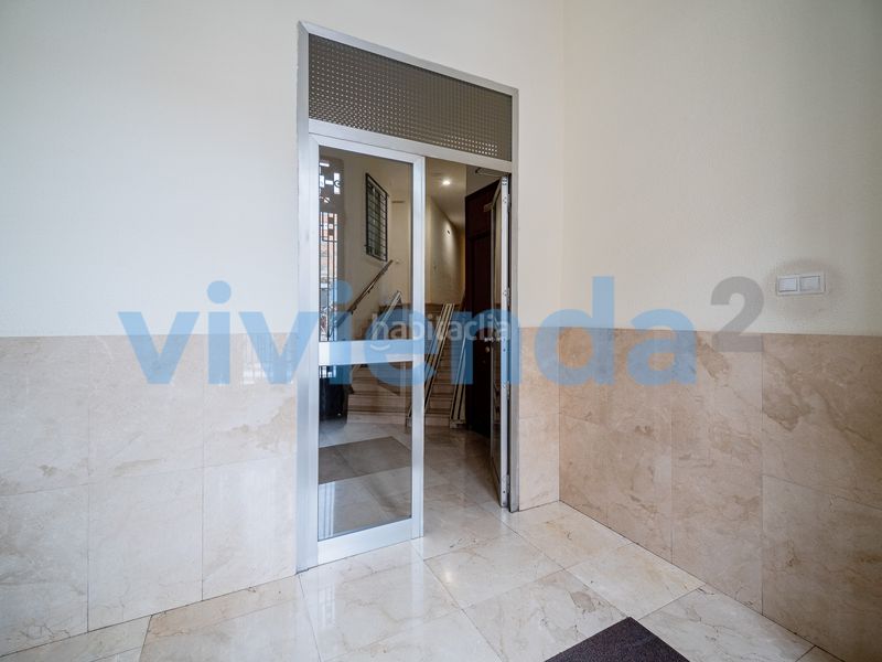 Foto b14c9b70-e714-4c06-8fab-8e34de61baec. Pis a Bellas Vistas Madrid