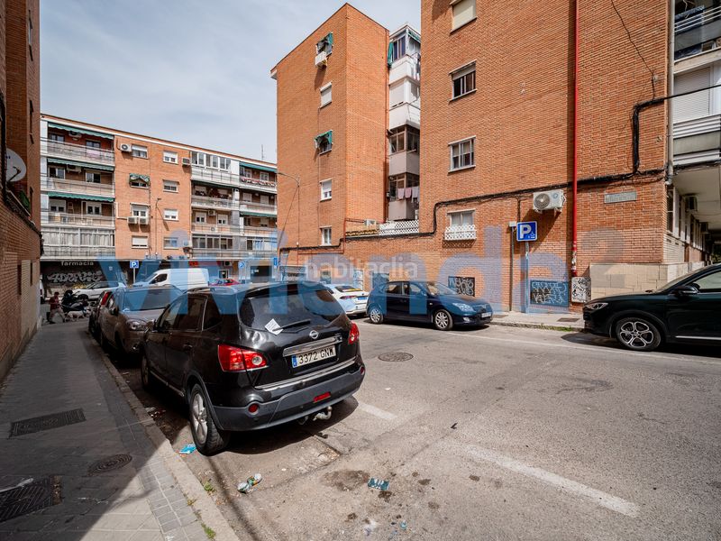 Foto e1d8c91f-6a62-44cc-bb46-6743da4630f6. Pis a Los Cármenes Madrid